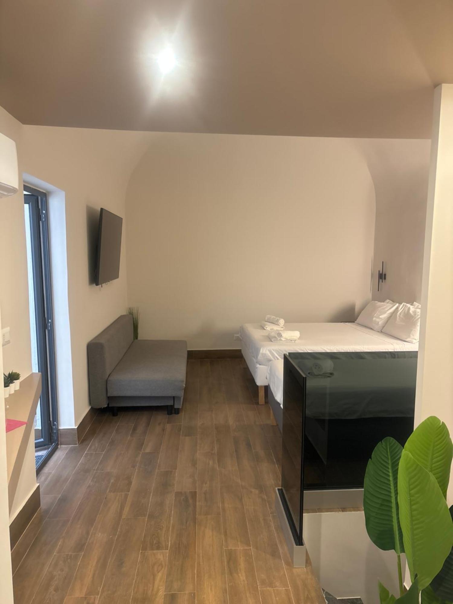 Cbh Sicitaly Group Bed & Breakfast Aci Castello Ngoại thất bức ảnh
