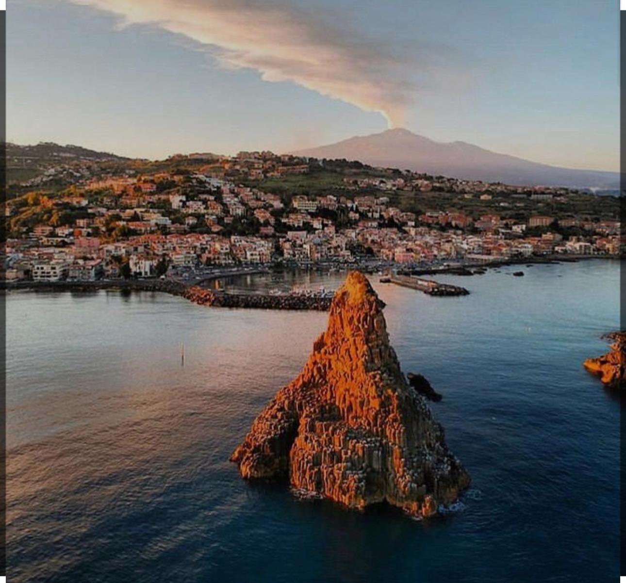 Cbh Sicitaly Group Bed & Breakfast Aci Castello Ngoại thất bức ảnh